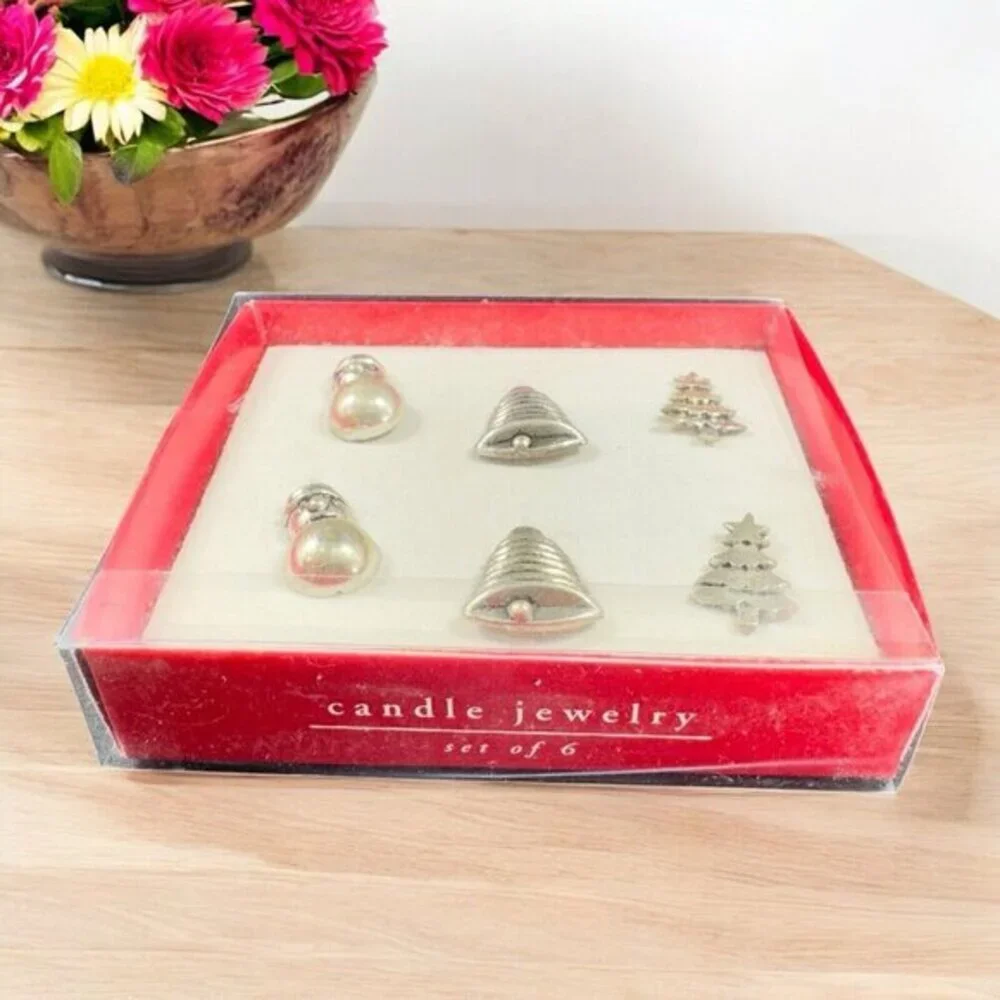 PIER 1 Candle Jewelry Silver Tone‎ Bell Christmas Tree Set 6 charms Open Box